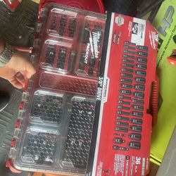 Milwaukee socket set