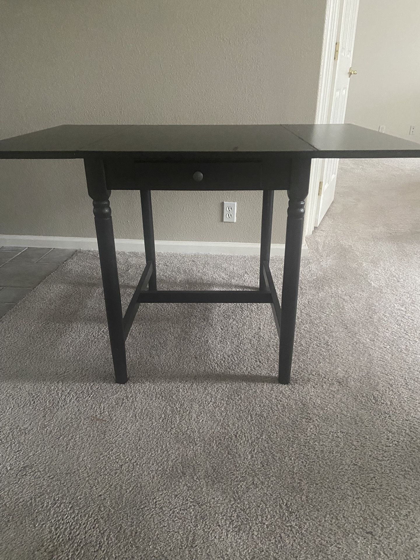 Dining Table With Dropleaf