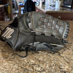 Marruci Baseball Glove