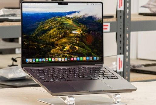 🚨 🚨 MacBook Pro Deal of the Year – Apple Macbook M3 Pro Chip 14 inch for Just $1 Down! Save $1,000 Instantly 💸💻 & up to 6 months warranty