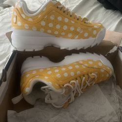 Women’s Shoes 