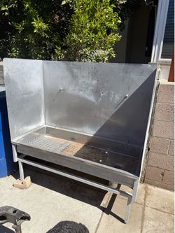 Steel bath tub dog grooming