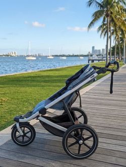 Thule Urban Glide 2 Jogging Stroller - Good Condition