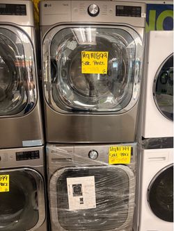 LG large capacity washer and dryer gas on sale set