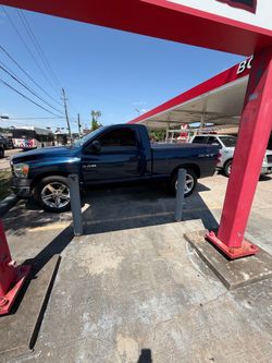 Dodge Ram SXT Regular Cab Pickup Truck