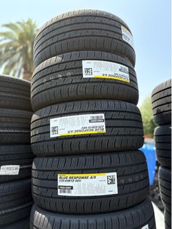235/45/18 Dunlop 4 new tires/ 4 llantas nuevas