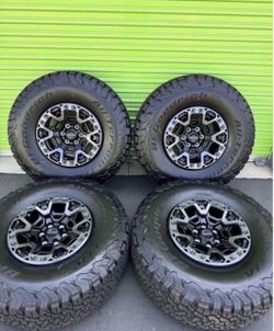 Ford Raptor R Factory Wheels Tires