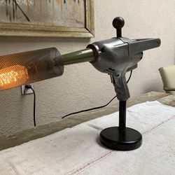  Vintage Space Ray Gun Atomic Desk Lamp