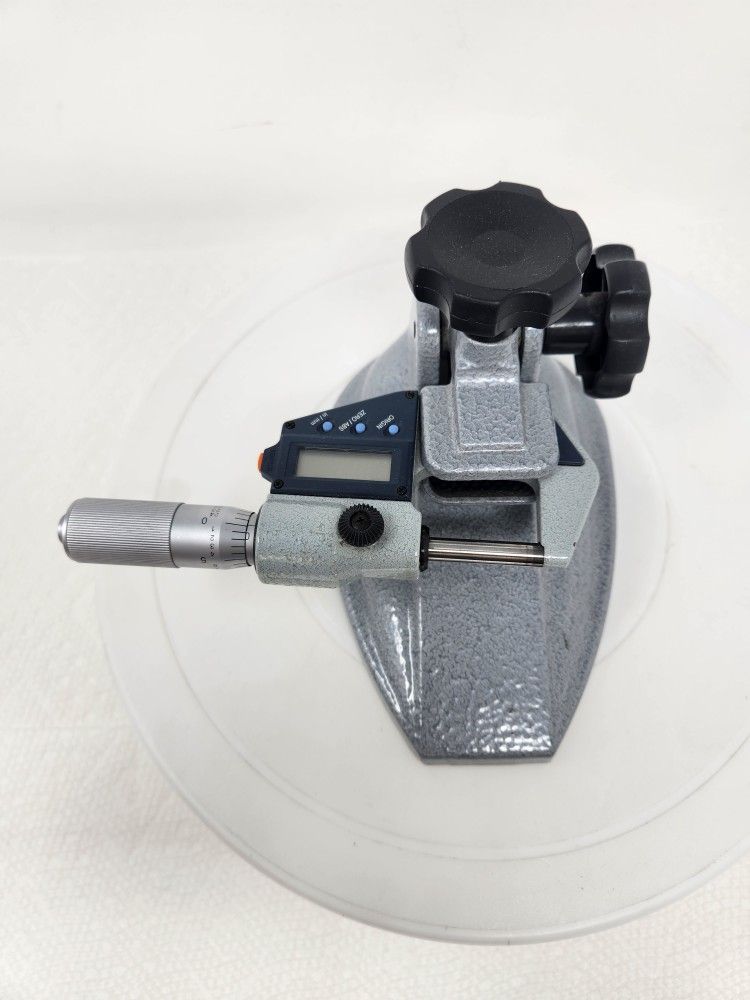 Mitutoyo 293-725-30 Caliper & Mitutoyo Stand