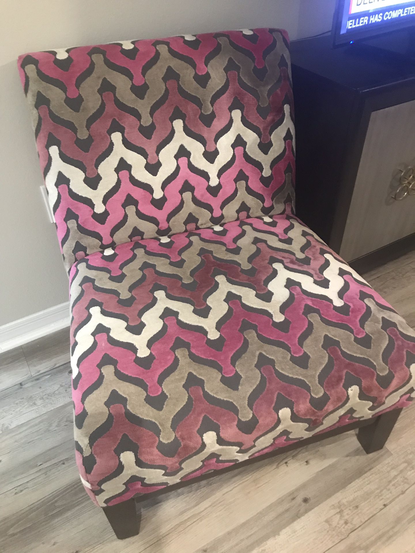 Fashionable Chair in Great Condition REDUCED $50