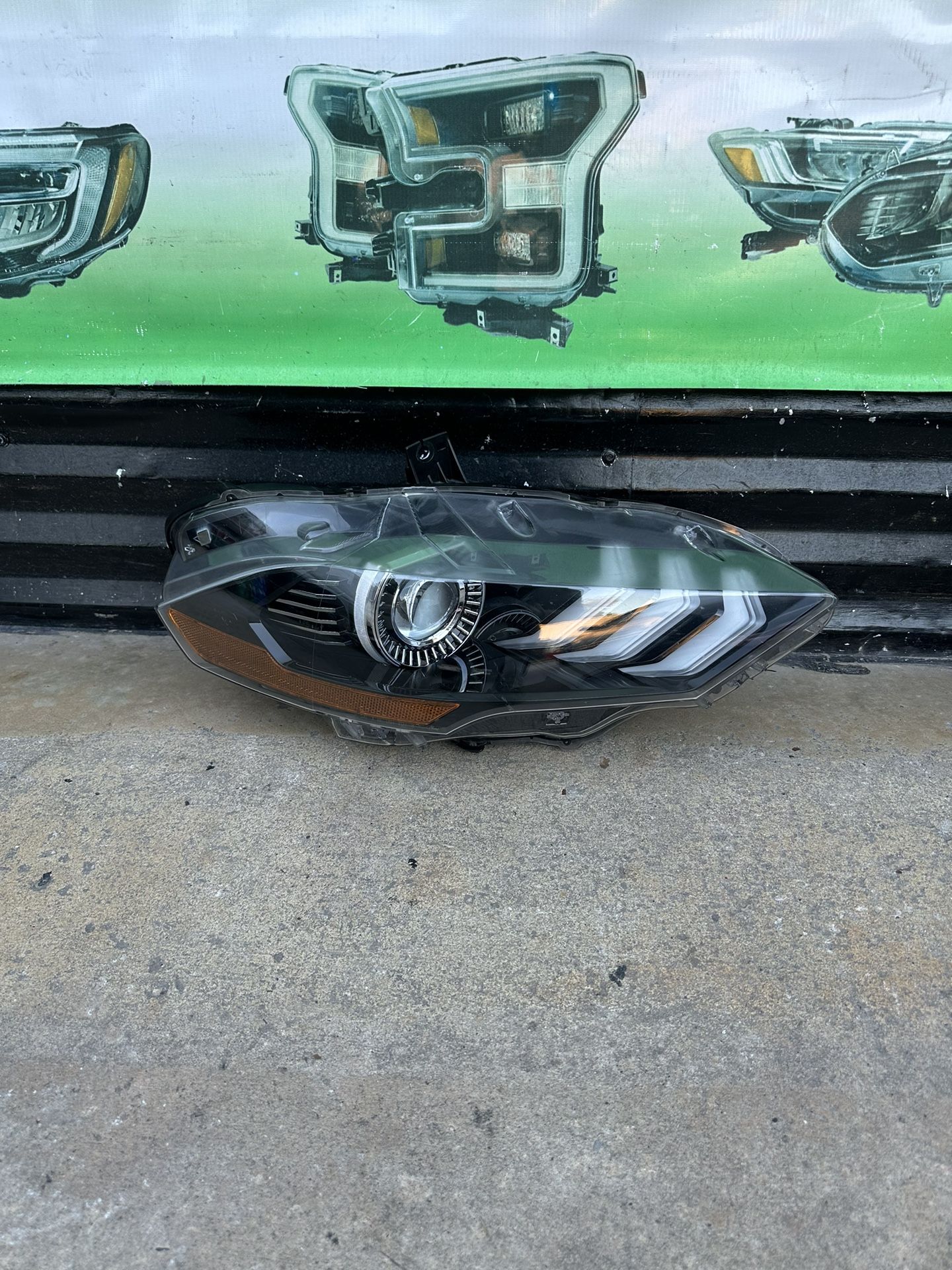 2018-2023 Ford Mustang Headlight Oem