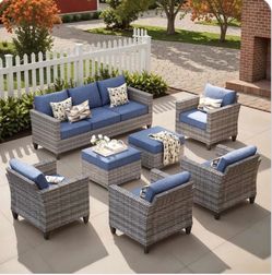 Patio furniture set outdoor new in the box