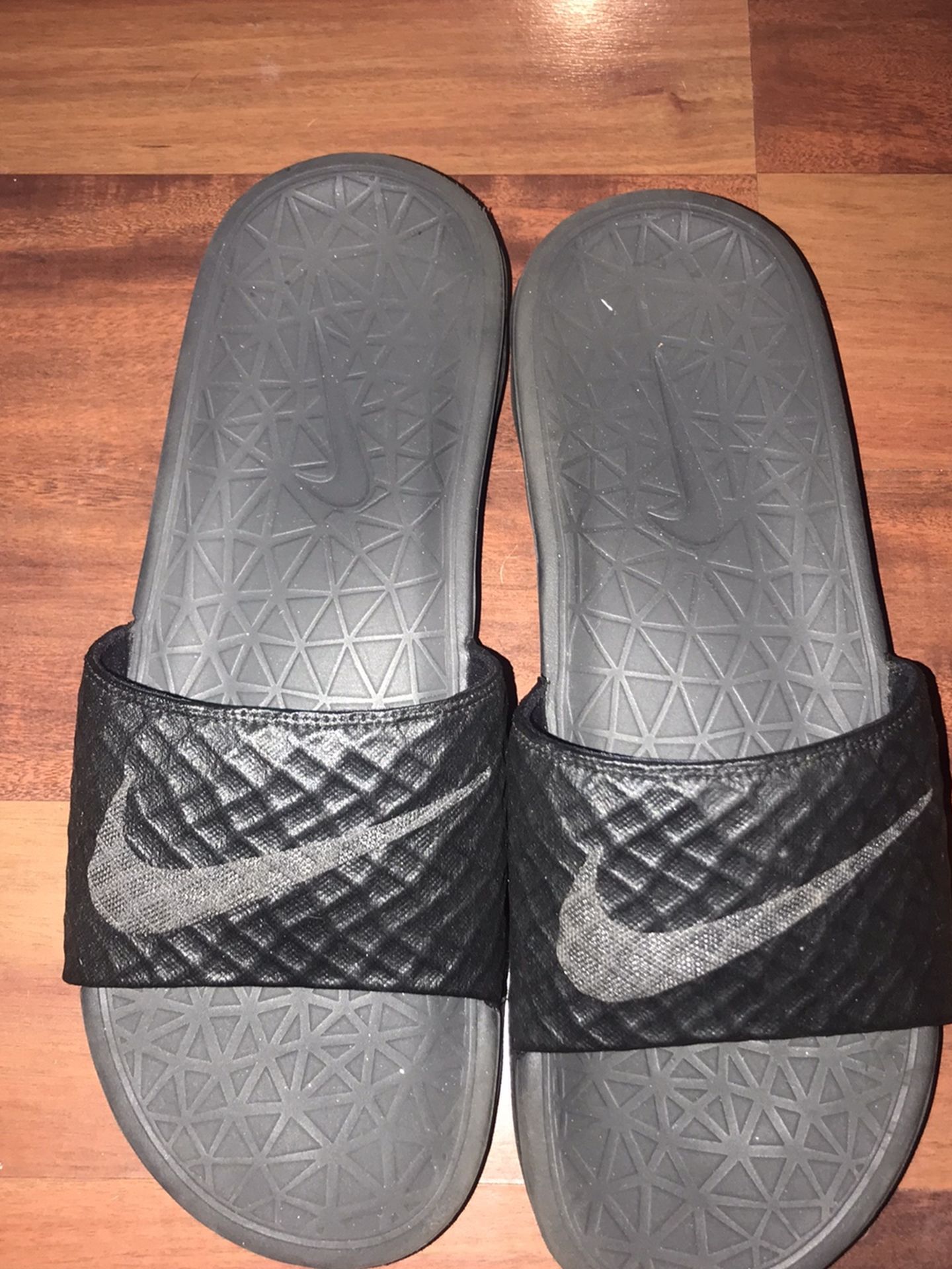 Mens Black Nike Slides (Size 11) for Sale in Hoffman Estates, IL OfferUp