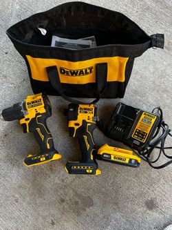 Vendo DeWalt 20V XR Brushless Cordless 1/4 in. Quiet Hydraulic Impact Driver and drill