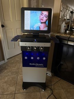 14 In 1 Hydra-Beauty Skin System New In Open Box 