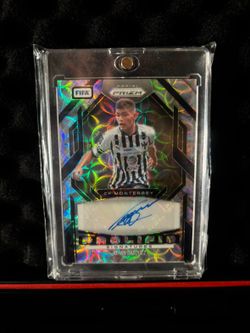Panini Prizm FIFA Johan Vasquez Auto Card