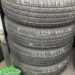 4:225/70r16 Semi New Only$300