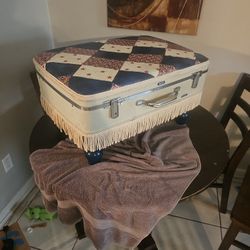 American Tourister Patriotic American Flag Ottoman