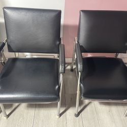 Salon Equipment Bundle – 2 Dryer Chairs, 2 Styling Chairs & 2 Hair Dryers