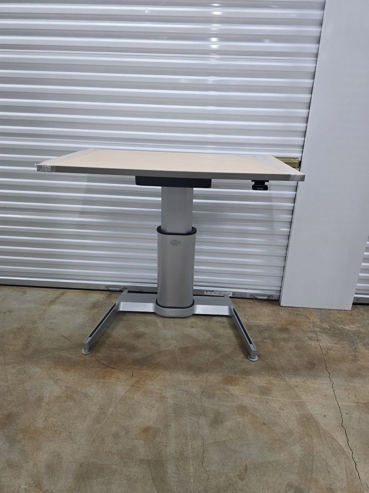 Details-workstools Sit-stand Desk