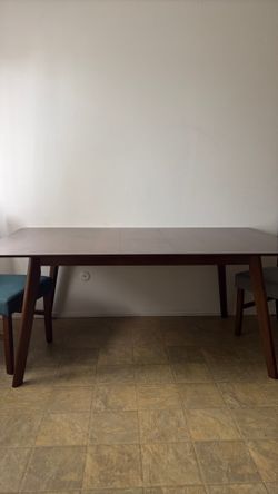 6 person expandable kitchen Brown table
