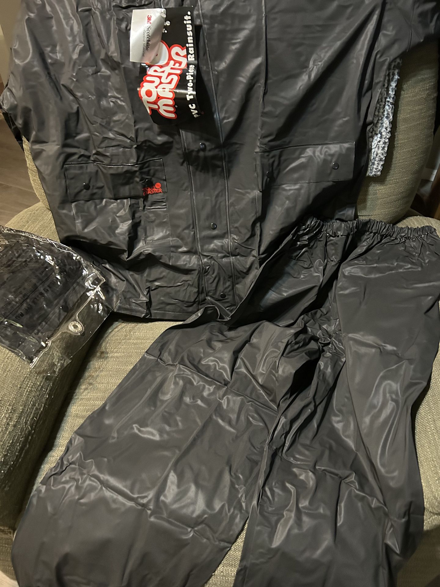 Tour Master 2 Pc Mens Rain Suit