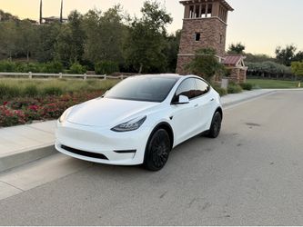 2020 Tesla model Y