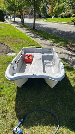 Livingston dinghy boat