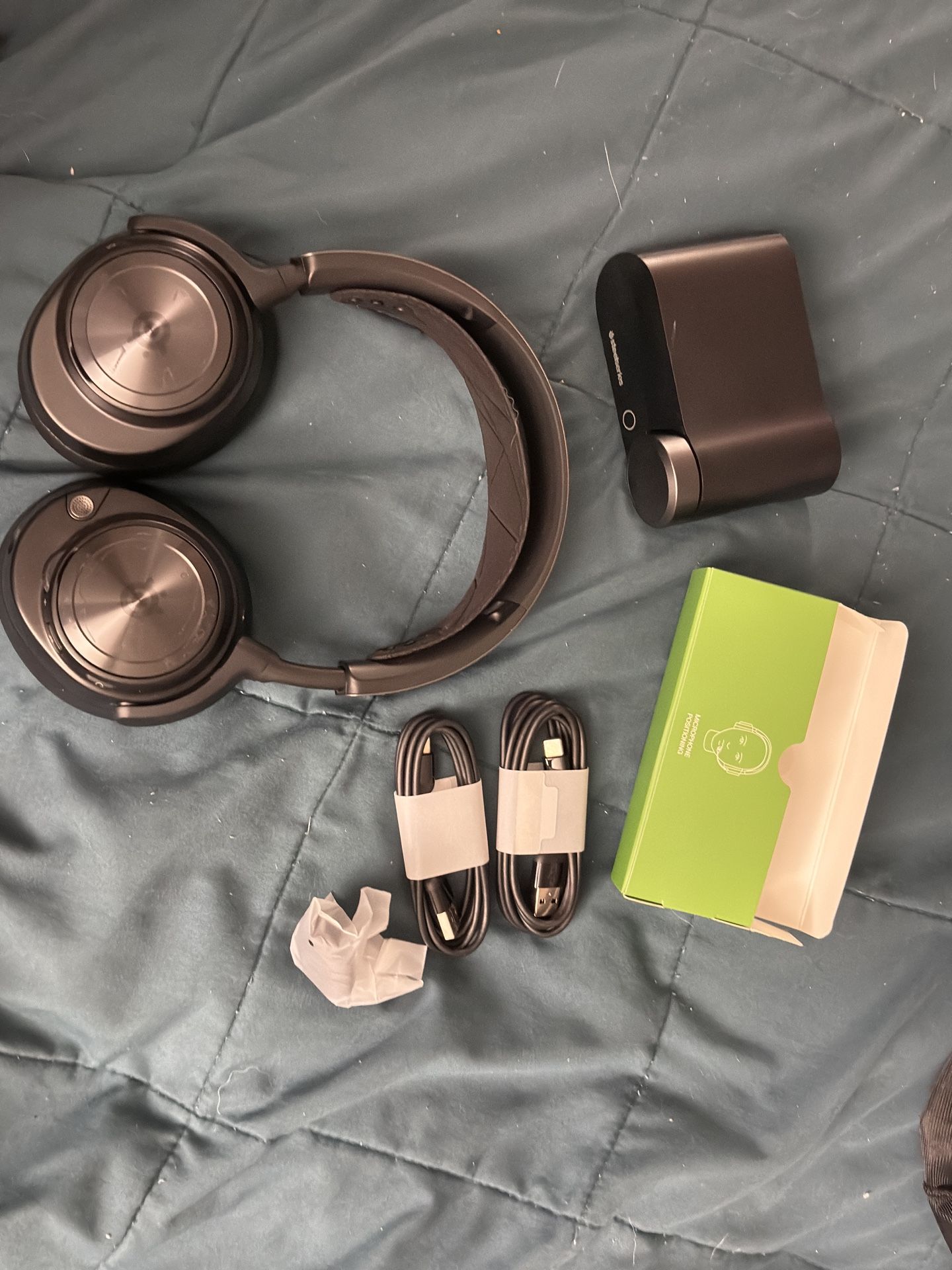 SteelSeries Arctis Nova Pro Wireless