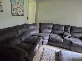 Sectional couch