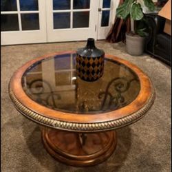 Round Coffee Table 