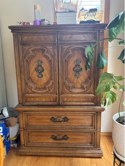 1960s MCM Vintage Wood Dresser