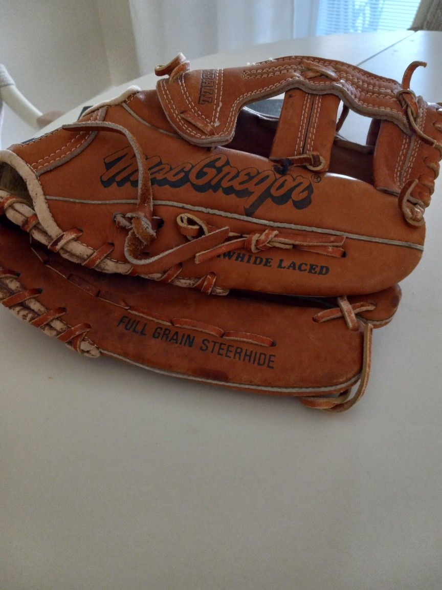 McGregor Baseball Glove