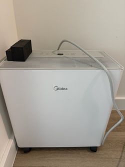 Midea Dehumidifier for up to 1500 sq ft