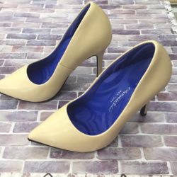 NEW Antonia Saint Victoria NY hand made, ergo heels, wms sz 4.5