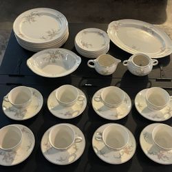 China Dinnerware Set