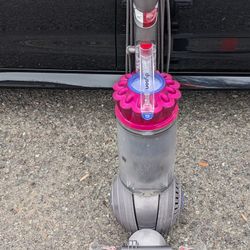 DYSON BALL COMPLETE VACUUM