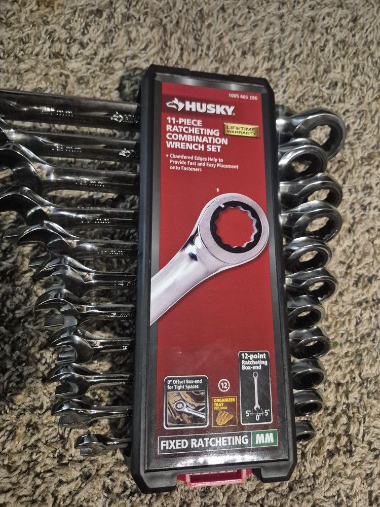 Husky
Ratcheting Metric Combination Wrench Set (11-Piece