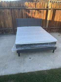 queeen set new we deliver new in box 