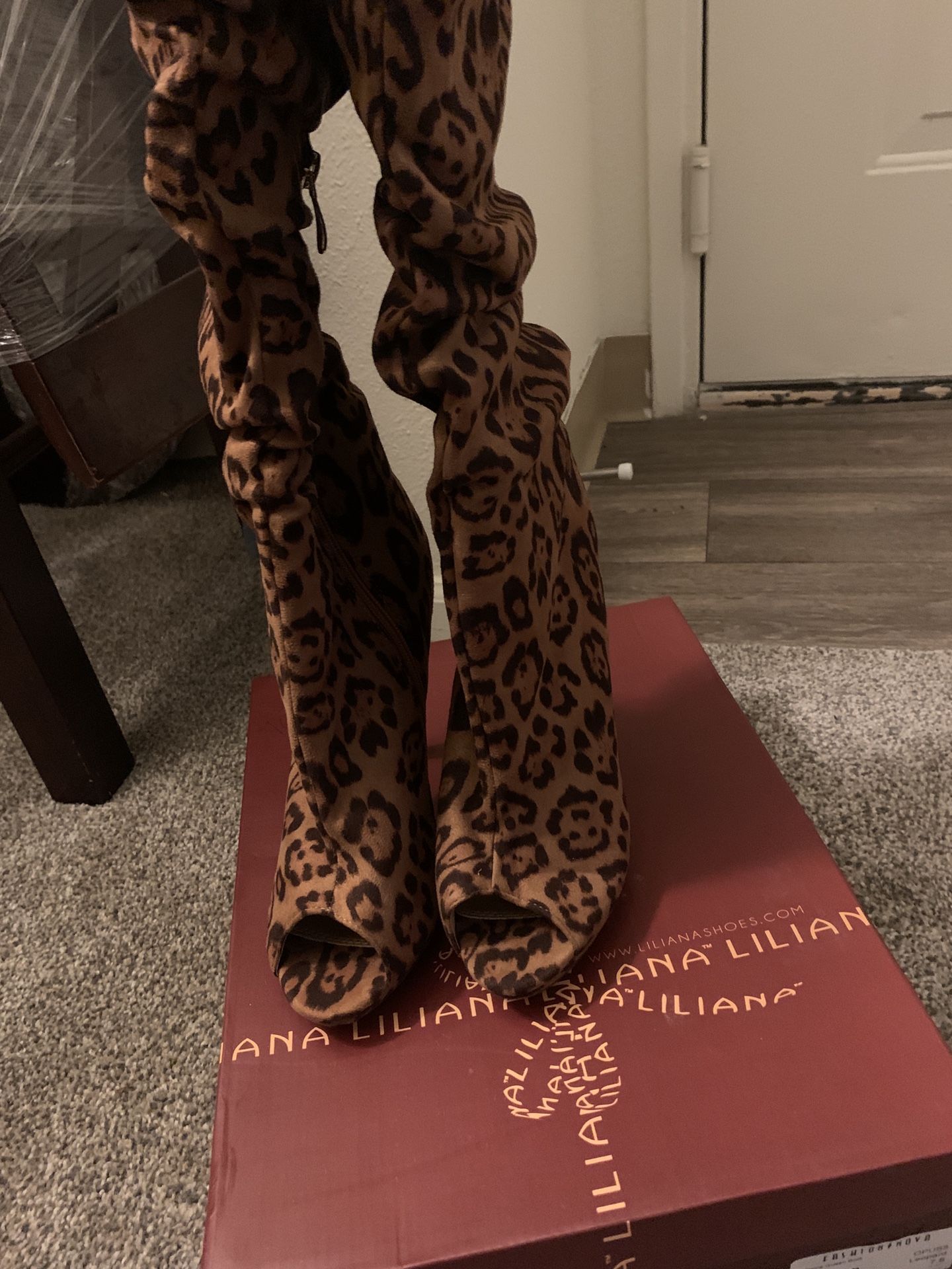 Women Stiletto Open Toe Boots Size 7/1/2