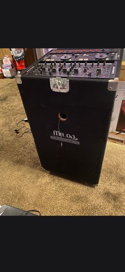 Dj equipment