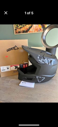 Youth Leatt MTB 1.0 DH Jr helmet