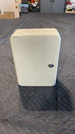 Key box