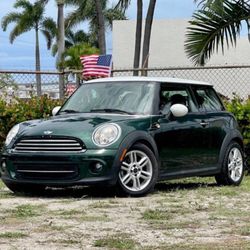 2013 MINI Hardtop Cooper