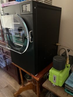 Harvest Right Freeze Dryer Medium