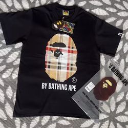 Bape Tee Burberry Size Medium 