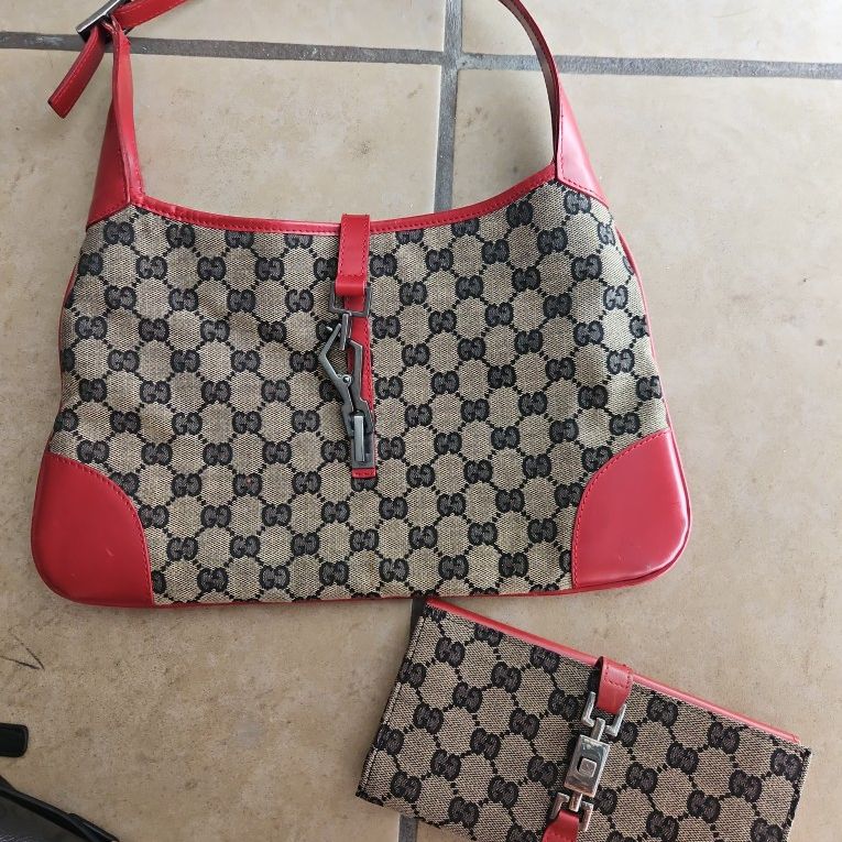 Gucci  Shoulder Bag