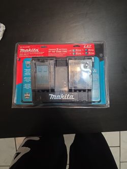 Makita Battery Charger