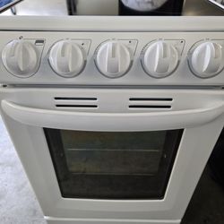 Side-in Electric Range In White 