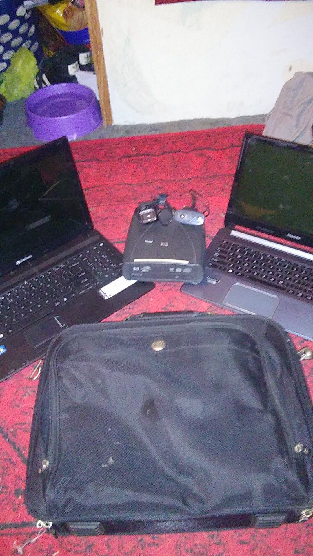Gateway and Toshiba laptops and Dell labtop case